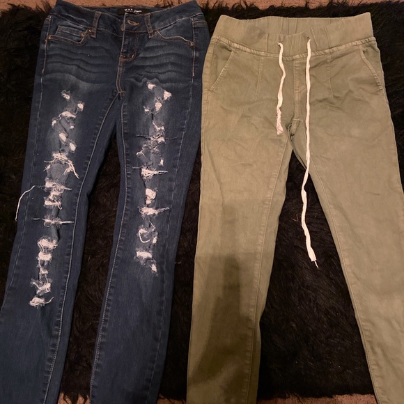 Jeans - Picture 1 of 1